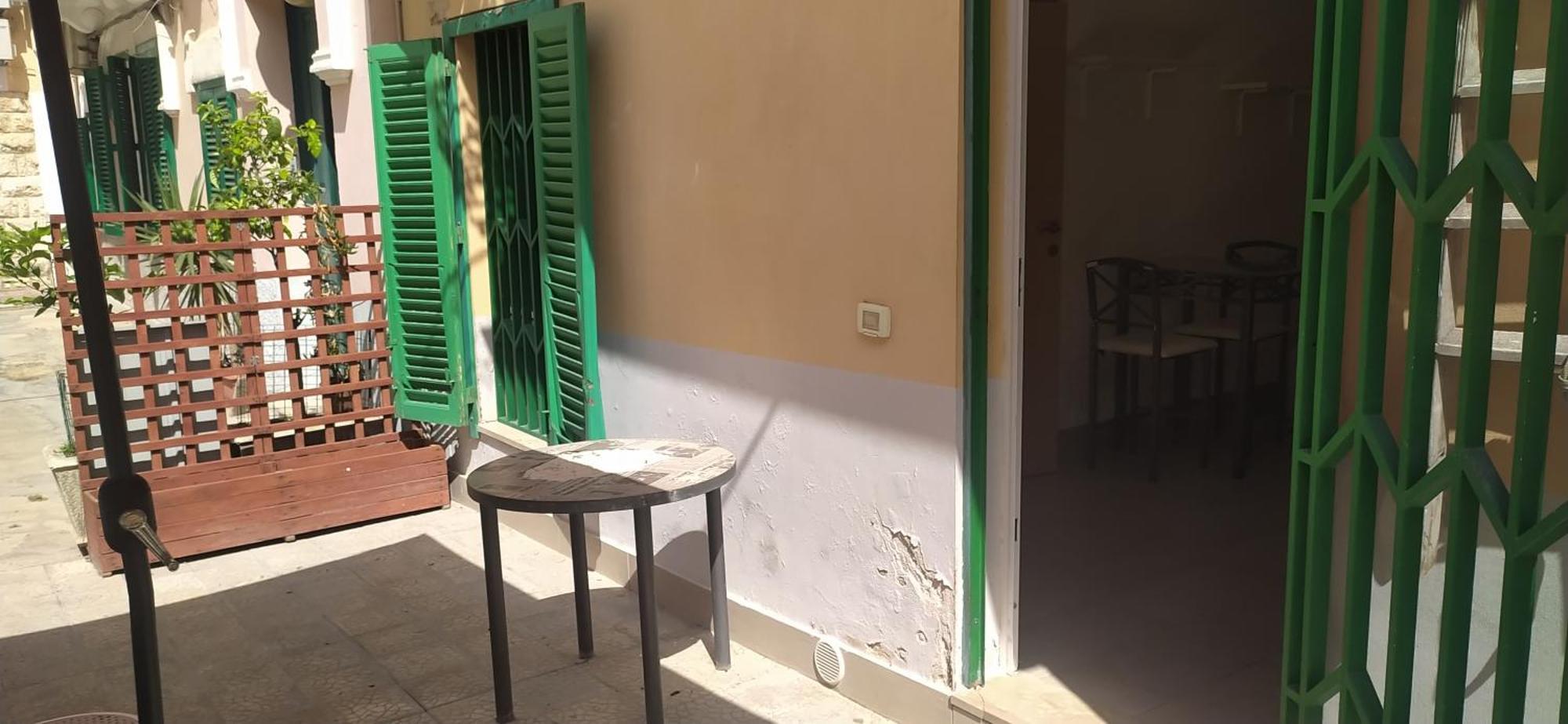 Apartamento Dimoramadonnella Bari Exterior foto