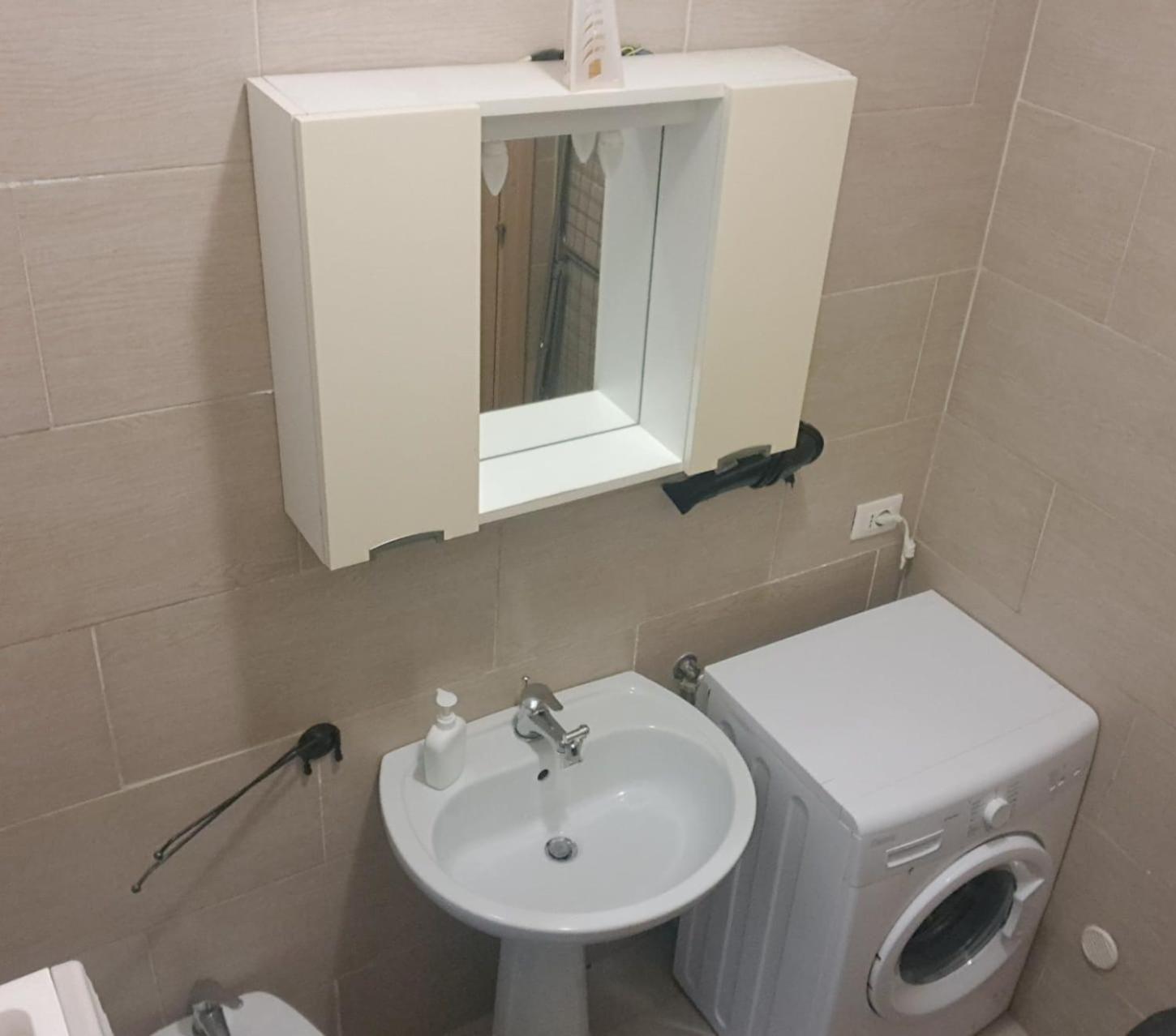 Apartamento Dimoramadonnella Bari Exterior foto