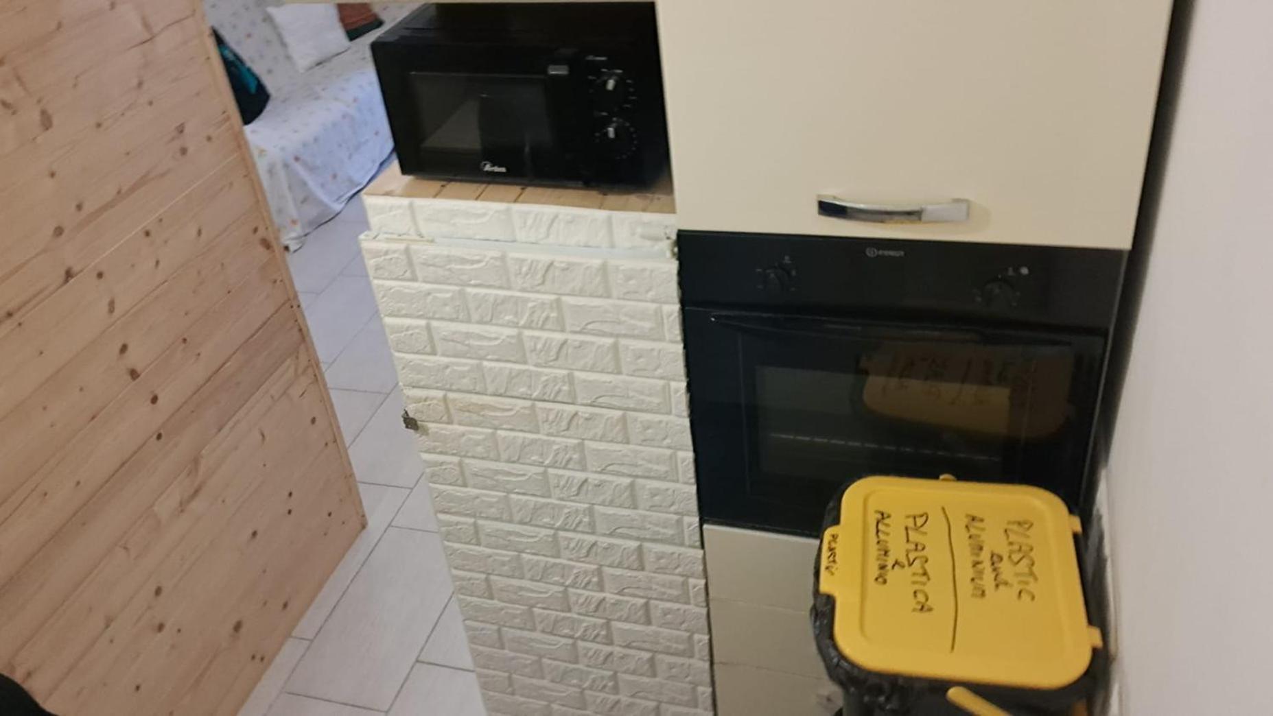 Apartamento Dimoramadonnella Bari Exterior foto